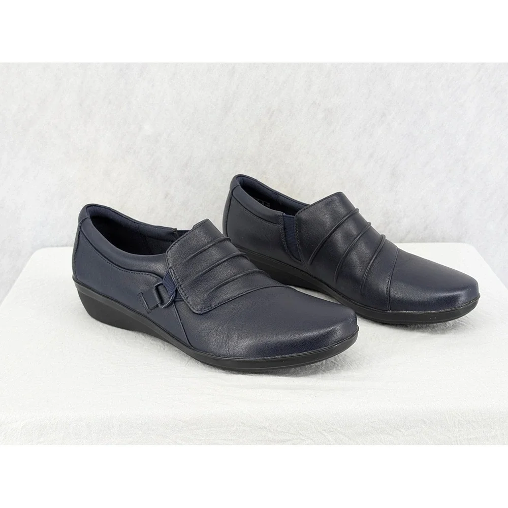 Clarks Collection Womens Navy Blue Leather Slip On Loafers 7.5 M